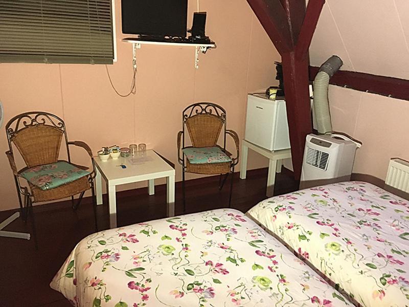 Paul En Lettie'S Bed And Breakfast Westbroek Экстерьер фото